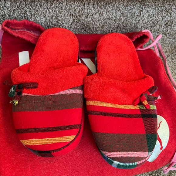 Victoria's Secret Women's Pink Slippers, Backpack and Storage Box Lot. - Picture 6 of 16